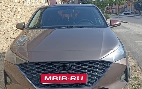 Hyundai Solaris II рестайлинг, 2020 год, 990 000 рублей, 2 фотография