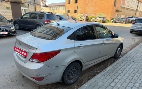 Hyundai Solaris II рестайлинг, 2015 год, 870 000 рублей, 3 фотография