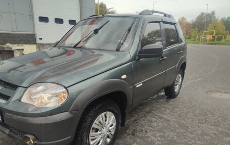 Chevrolet Niva I рестайлинг, 2012 год, 399 000 рублей, 5 фотография