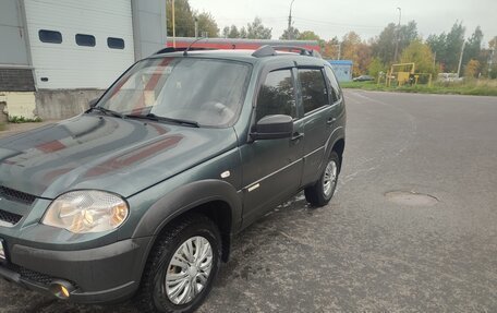 Chevrolet Niva I рестайлинг, 2012 год, 399 000 рублей, 6 фотография