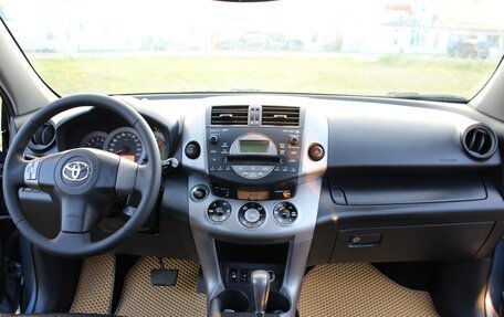 Toyota RAV4, 2007 год, 1 195 000 рублей, 13 фотография
