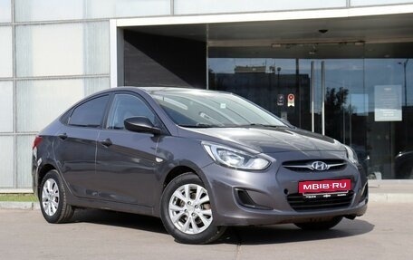 Hyundai Solaris II рестайлинг, 2011 год, 750 000 рублей, 3 фотография
