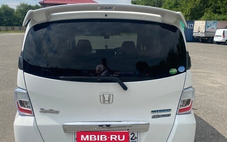 Honda Freed I, 2013 год, 1 000 000 рублей, 2 фотография