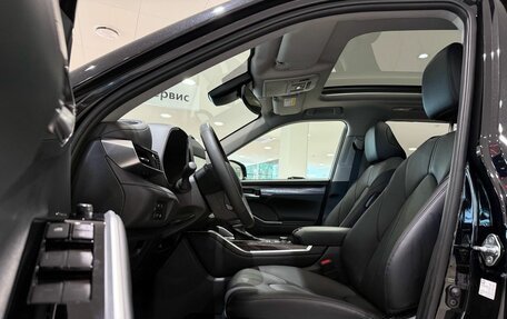 Toyota Highlander, 2026 год, 5 550 000 рублей, 27 фотография