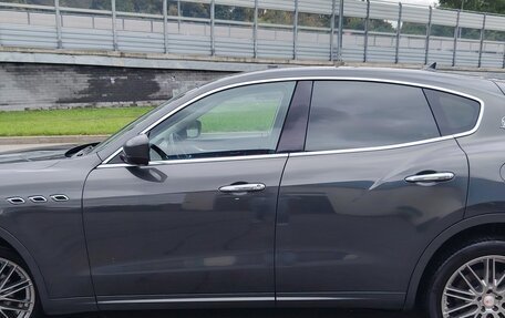 Maserati Levante I, 2017 год, 3 499 000 рублей, 6 фотография