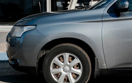 Mitsubishi Outlander III рестайлинг 3, 2013 год, 1 300 000 рублей, 9 фотография