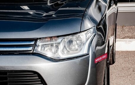 Mitsubishi Outlander III рестайлинг 3, 2013 год, 1 300 000 рублей, 10 фотография