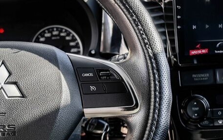 Mitsubishi Outlander III рестайлинг 3, 2013 год, 1 300 000 рублей, 16 фотография