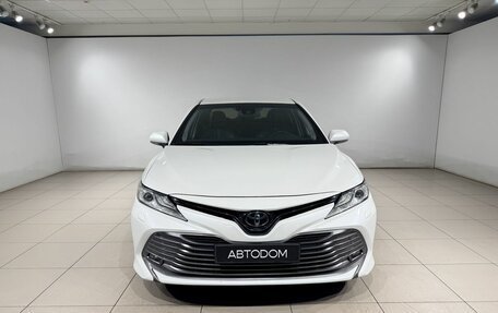 Toyota Camry, 2018 год, 2 790 000 рублей, 2 фотография