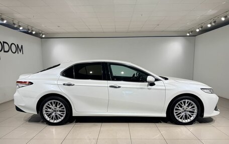 Toyota Camry, 2018 год, 2 790 000 рублей, 4 фотография