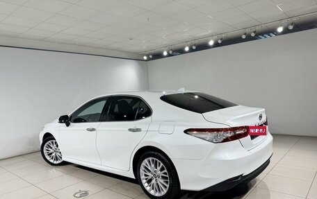 Toyota Camry, 2018 год, 2 790 000 рублей, 7 фотография