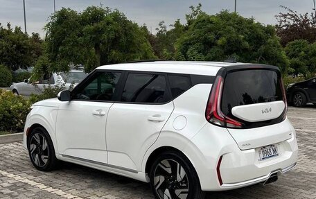 KIA Soul III, 2022 год, 1 990 000 рублей, 4 фотография