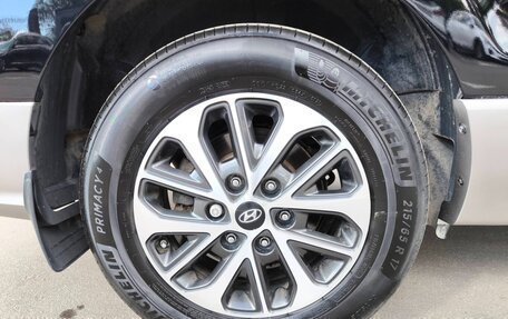 Hyundai Grand Starex Grand Starex I рестайлинг 2, 2019 год, 3 950 000 рублей, 10 фотография
