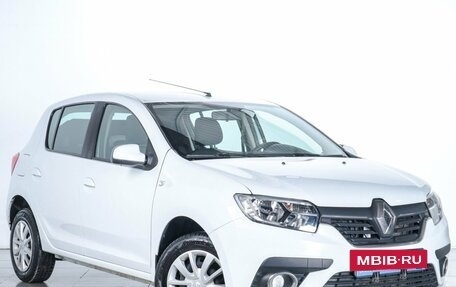 Renault Sandero II рестайлинг, 2018 год, 889 000 рублей, 2 фотография