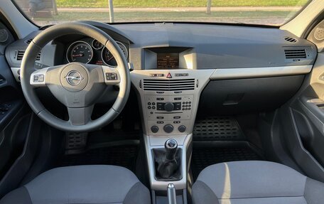 Opel Astra H, 2008 год, 680 000 рублей, 4 фотография