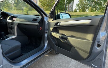 Opel Astra H, 2008 год, 680 000 рублей, 18 фотография