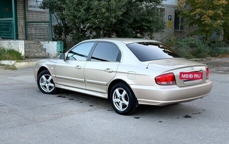 Hyundai Sonata IV рестайлинг, 2005 год, 410 000 рублей, 9 фотография