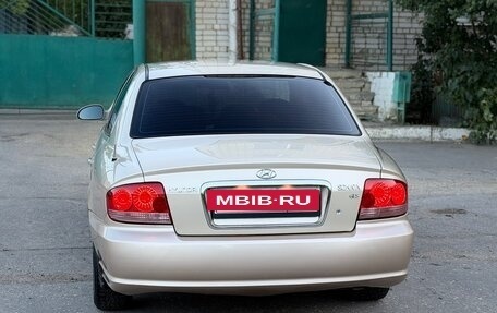 Hyundai Sonata IV рестайлинг, 2005 год, 410 000 рублей, 8 фотография