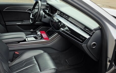 Audi A8, 2018 год, 4 500 000 рублей, 14 фотография