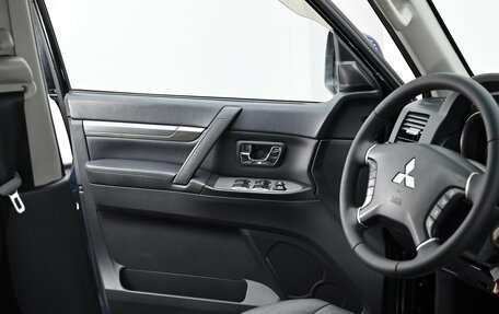 Mitsubishi Pajero IV, 2011 год, 1 749 000 рублей, 13 фотография