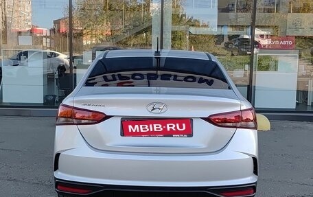 Hyundai Solaris II рестайлинг, 2020 год, 1 330 000 рублей, 7 фотография