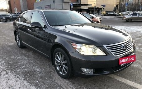 Lexus LS IV, 2010 год, 1 250 000 рублей, 2 фотография