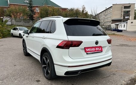 Volkswagen Tiguan II, 2021 год, 4 000 000 рублей, 3 фотография