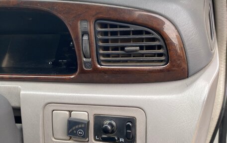 Nissan Liberty, 1999 год, 235 000 рублей, 19 фотография