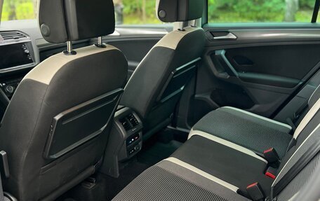 Volkswagen Tiguan II, 2019 год, 3 200 000 рублей, 13 фотография