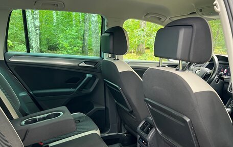 Volkswagen Tiguan II, 2019 год, 3 200 000 рублей, 11 фотография