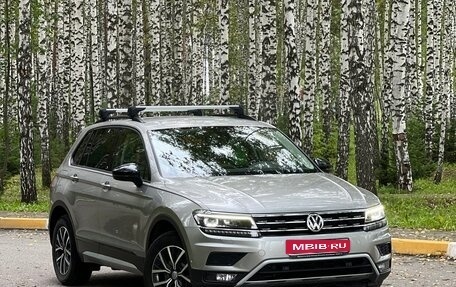 Volkswagen Tiguan II, 2019 год, 3 200 000 рублей, 1 фотография