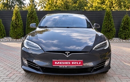 Tesla Model S I, 2018 год, 3 180 000 рублей, 1 фотография