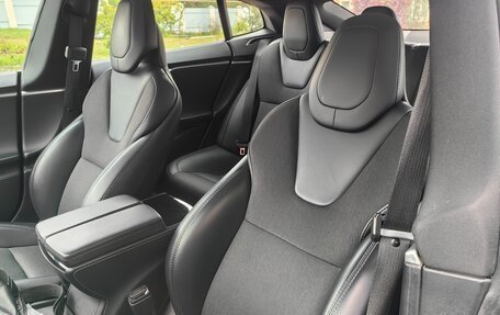 Tesla Model S I, 2018 год, 3 180 000 рублей, 9 фотография