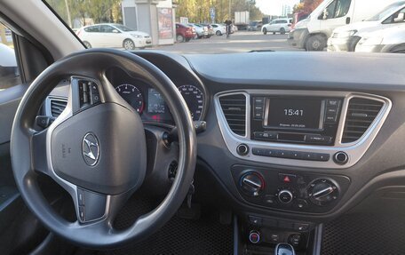 Hyundai Solaris II рестайлинг, 2019 год, 625 000 рублей, 7 фотография