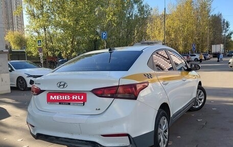 Hyundai Solaris II рестайлинг, 2019 год, 625 000 рублей, 4 фотография