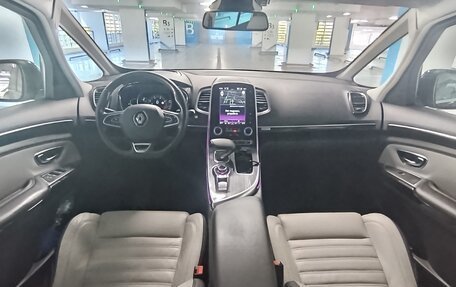 Renault Espace V рестайлинг, 2017 год, 1 999 999 рублей, 10 фотография