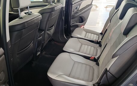 Renault Espace V рестайлинг, 2017 год, 1 999 999 рублей, 11 фотография