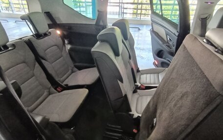 Renault Espace V рестайлинг, 2017 год, 1 999 999 рублей, 12 фотография