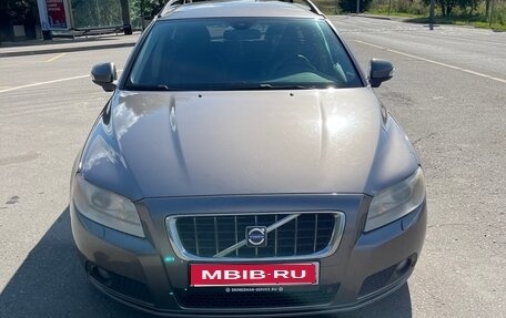 Volvo V70 III рестайлинг, 2007 год, 900 000 рублей, 1 фотография