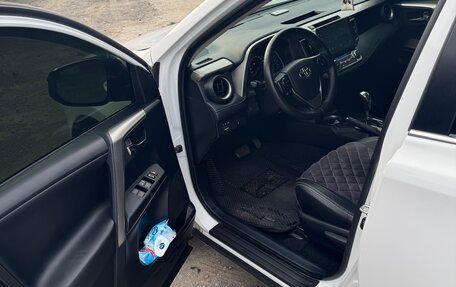Toyota RAV4, 2014 год, 1 550 000 рублей, 7 фотография