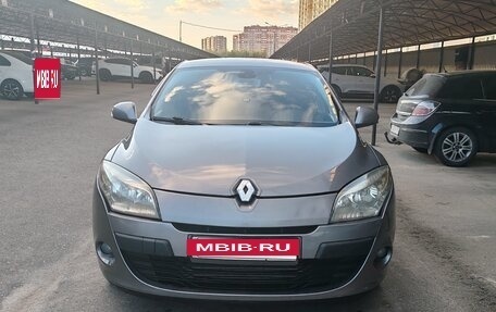 Renault Megane III, 2009 год, 600 000 рублей, 2 фотография