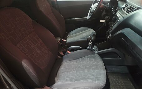 KIA Rio III рестайлинг, 2014 год, 985 000 рублей, 12 фотография