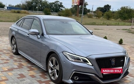 Toyota Crown, 2019 год, 3 600 000 рублей, 6 фотография