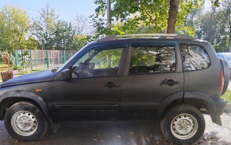 Chevrolet Niva I рестайлинг, 2006 год, 205 000 рублей, 3 фотография