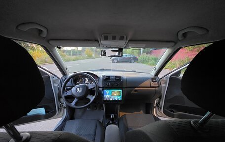 Skoda Fabia II, 2013 год, 700 000 рублей, 14 фотография