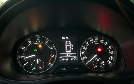 Skoda Fabia II, 2013 год, 700 000 рублей, 16 фотография