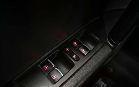 Volkswagen Touareg III, 2011 год, 1 649 000 рублей, 19 фотография