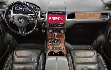 Volkswagen Touareg III, 2011 год, 1 649 000 рублей, 10 фотография
