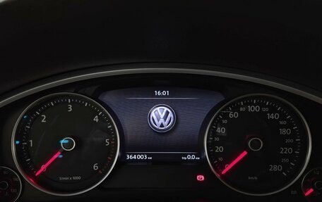 Volkswagen Touareg III, 2011 год, 1 649 000 рублей, 28 фотография