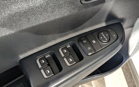 KIA Rio IV, 2021 год, 1 795 000 рублей, 15 фотография